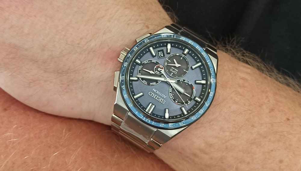 pánské hodinky seiko astron na ruce